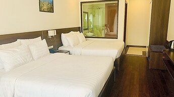 Paragon House & Residence