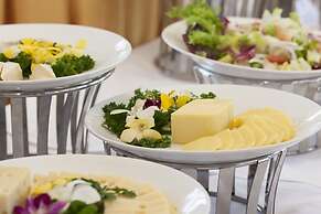 Paragon House & Residence