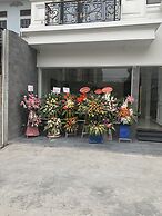 Paragon House & Residence