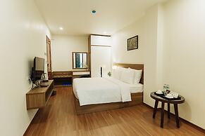 Paragon House & Residence