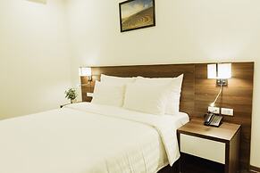 Paragon House & Residence