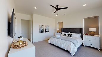 10 At Bloomington Country Club 3 Bedroom Condo by Redawning