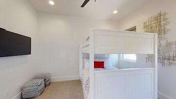 10 At Bloomington Country Club 3 Bedroom Condo by Redawning