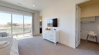 10 At Bloomington Country Club 3 Bedroom Condo by Redawning