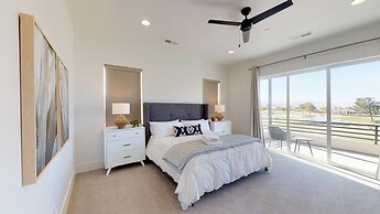 10 At Bloomington Country Club 3 Bedroom Condo by Redawning