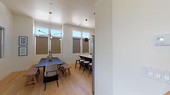 10 At Bloomington Country Club 3 Bedroom Condo by Redawning