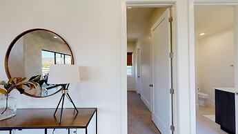 10 At Bloomington Country Club 3 Bedroom Condo by Redawning