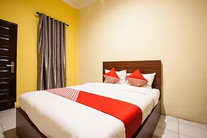 OYO 2229 Bunga Raya Residence