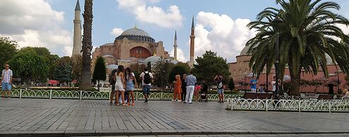 Medellin Apart Hotel Istanbul