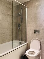 2bed 2bath apartment in kings cross