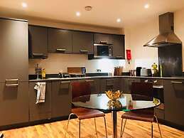 2bed 2bath apartment in kings cross