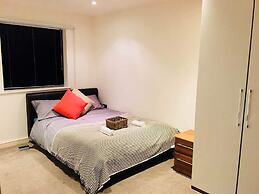 2bed 2bath apartment in kings cross
