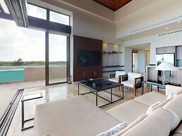 Fairmont Heritage Place Mayakoba