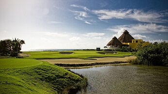 Fairmont Heritage Place Mayakoba