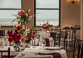 Ariel Broadway Hotel