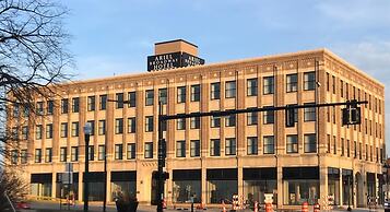 Ariel Broadway Hotel