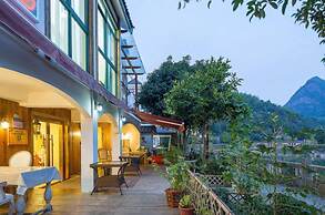 Floral Hotel · Forever Homestay Qiandao Lake