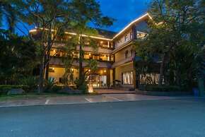 Floral Hotel · River Rhythms Pavilion Jinghong