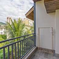 Floral Hotel · River Rhythms Pavilion Jinghong