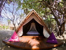 Costa Beach Resort & Club