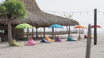 Costa Beach Resort & Club