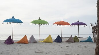 Costa Beach Resort & Club