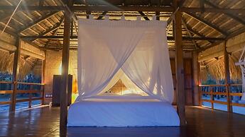 Costa Beach Resort & Club