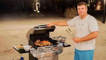 Costa Beach Resort & Club