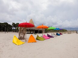 Costa Beach Resort & Club