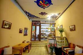 Floral Hotel · Yangqi Space Boutique Inn