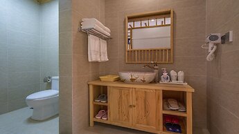 Floral Hotel · Rushuang Courtyard Lijiang