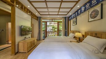 Floral Hotel · Rushuang Courtyard Lijiang