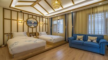 Floral Hotel · Rushuang Courtyard Lijiang