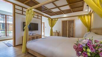 Floral Hotel · Rushuang Courtyard Lijiang