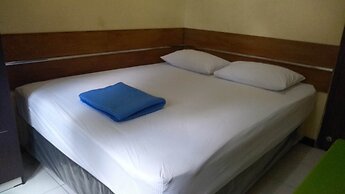 Super OYO 2209 Solo Point Guest House Syariah