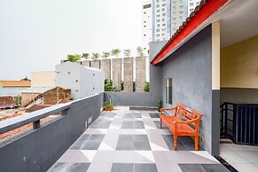 Super OYO 2209 Solo Point Guest House Syariah