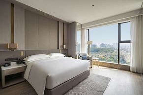 DoubleTree by Hilton Shenzhen Nanshan Hotel & Residences