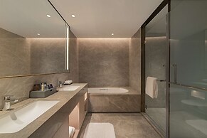 DoubleTree by Hilton Shenzhen Nanshan Hotel & Residences