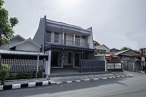 OYO 2259 Zleepy Ks Tubun