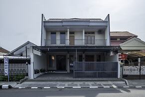 OYO 2259 Zleepy Ks Tubun