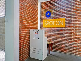 Super OYO 2190 Alamanda 7 Syariah