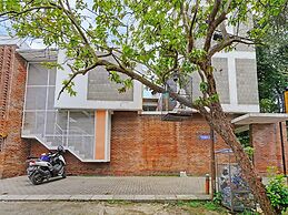 Super OYO 2190 Alamanda 7 Syariah