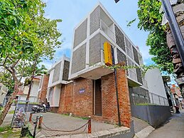 Super OYO 2190 Alamanda 7 Syariah