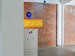 Super OYO 2190 Alamanda 7 Syariah