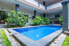 OYO 2143 Leluhur Bali Apartment