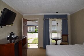 Festival Courtyard Inn