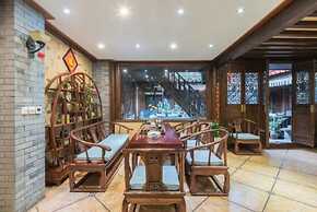 Floral Hotel · He Lu Ju Lijiang