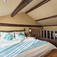 Floral Hotel · He Lu Ju Lijiang