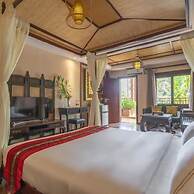 Floral Hotel Roaring Elephant