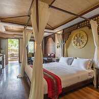 Floral Hotel Roaring Elephant